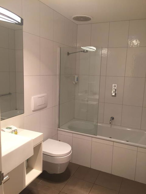 Chestnut Tree Holiday Units - Tourism Hervey Bay 1