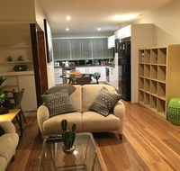 Chevron Luxury Pad - Tourism Hervey Bay