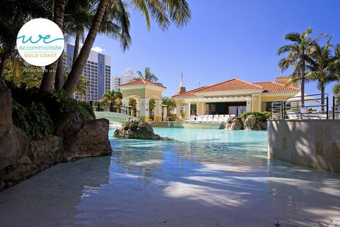 Chevron Renaissance Apartments And Sub Penthouses - We Accommodate - Tourism Hervey Bay 0