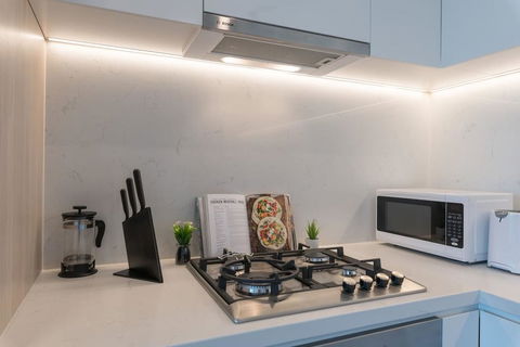 Chloe Serviced Apartment 2 Bedroom Deluxe - Hervey Bay Accommodation 3