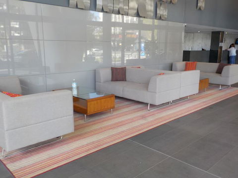 Circle On Cavill - HR Surfers Paradise - Tourism Hervey Bay 3