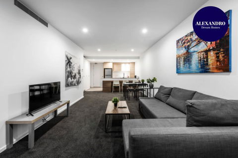 CITY APARTMENT And FREE CITY TOUR BUS NEARBY - Hervey Bay Accommodation 0