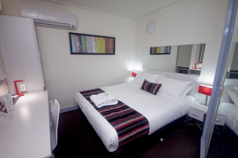 City Edge Brisbane Hotel - Tourism Hervey Bay 0