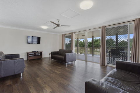 Cityville Luxury Apartments And Motel - Hervey Bay Accommodation 3