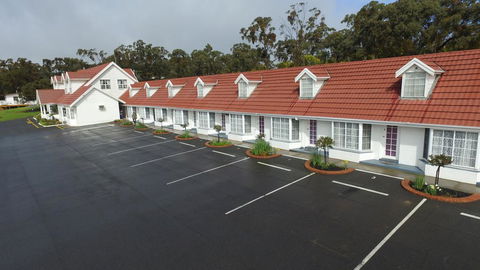 Clare Valley Motel - Hervey Bay Accommodation 2