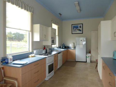 Claremont Farmhouse - Hervey Bay Accommodation 3