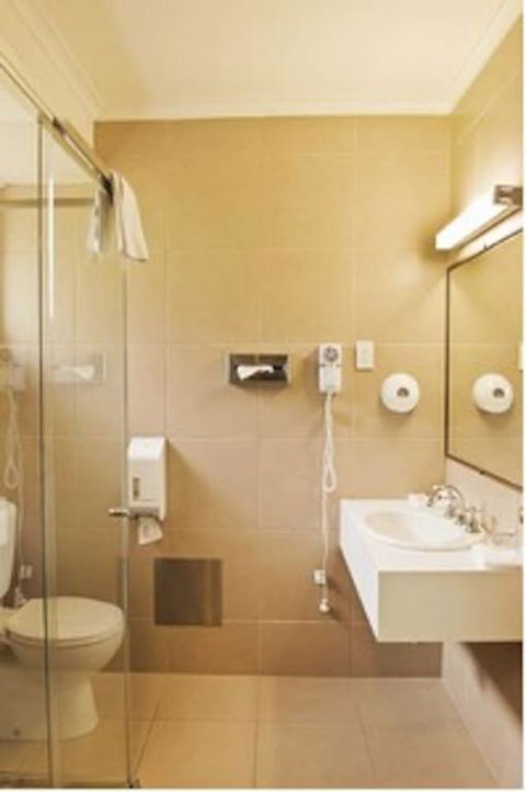 Classic Twin-bed Room 2 In Oakleigh - Hervey Bay Accommodation 3