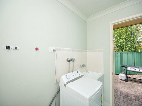 Close To Tea Gardens Waterfront - Tourism Hervey Bay 2