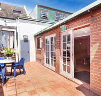 Clover Free Car Parking Hostel - Hervey Bay Accommodation