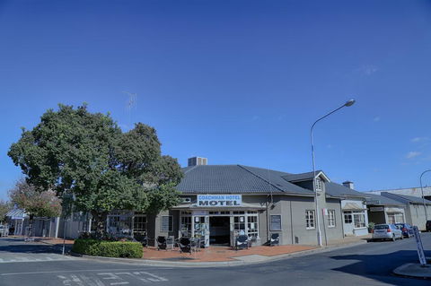 Coachman Hotel Motel - Tourism Hervey Bay 1
