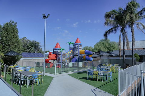 Coachman Hotel Motel - Tourism Hervey Bay 3