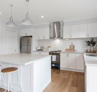 Coastal Luxury Retreat - Tourism Hervey Bay