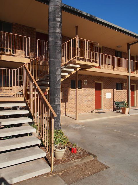 Cobar Town & Country Motor Inn - Hervey Bay Accommodation 3