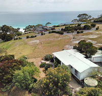 Cockatoo Cabin - Hervey Bay Accommodation