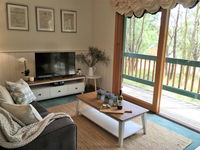 Book Cockatoo Accommodation Vacations Hervey Bay Accommodation Hervey Bay Accommodation