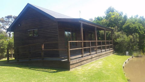 Cocoa & Briar Cottages - Hervey Bay Accommodation 0