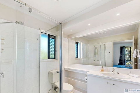 Coconut Grove Holiday House - Tourism Hervey Bay 2