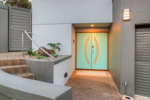 Coffs Jetty Beach House - Tourism Hervey Bay 3