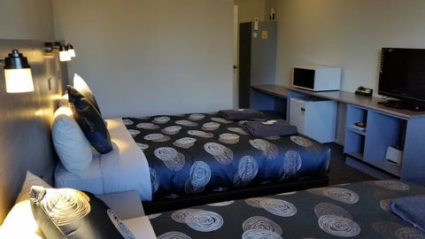 Colac Central Hotel-Motel - Hervey Bay Accommodation 2