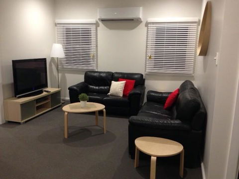Colonial Lodge Motor Inn - Hervey Bay Accommodation 0