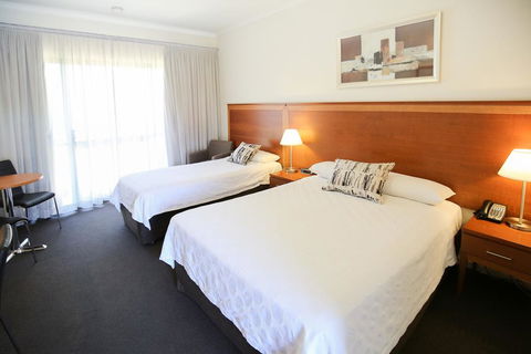 Comfort Inn Deakin Palms - Hervey Bay Accommodation 3