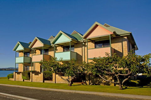 Comfort Inn The Pier - Tourism Hervey Bay 0