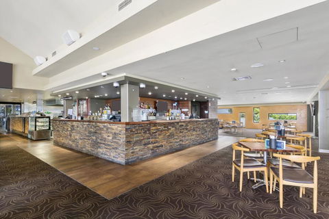 Comfort Inn Towradgi Beach - Hervey Bay Accommodation 3