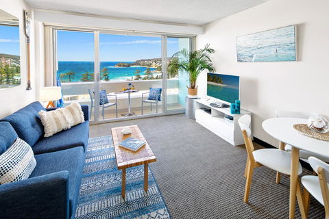 Comfortable Coastal Living Plus Parking - Hervey Bay Accommodation 0