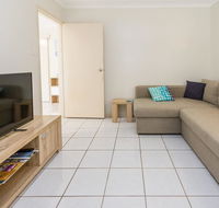 Comfy and Cosy ground floor unit - Hervey Bay Accommodation
