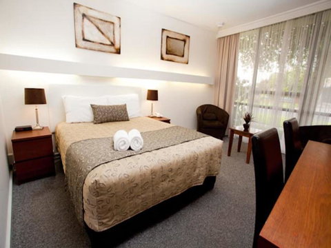 Connells Motel & Serviced Apartments - Hervey Bay Accommodation 2