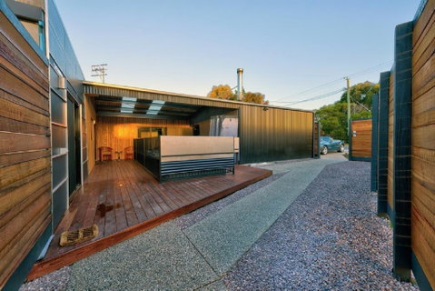 Containment Accommodation - Hervey Bay Accommodation 3