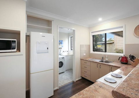 Convenient Location, Close To Tuggerah Lake - Hervey Bay Accommodation 2