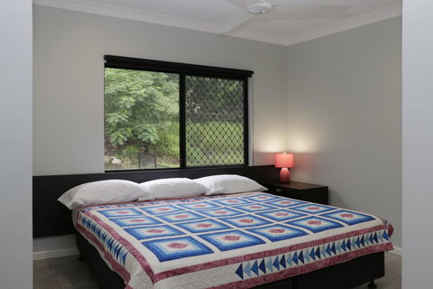 Cooktown Harbour View Luxury Apartments - Hervey Bay Accommodation 1