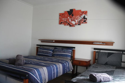 Coolgardie GoldRush Motels - Hervey Bay Accommodation 1