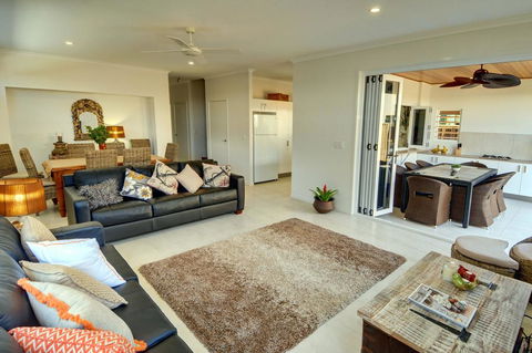 Coolum Street 41, Dicky Beach - Hervey Bay Accommodation 3