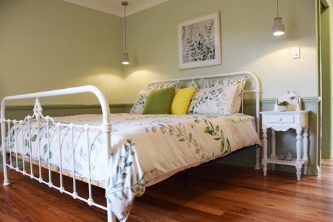 Copeland House - Hervey Bay Accommodation 2
