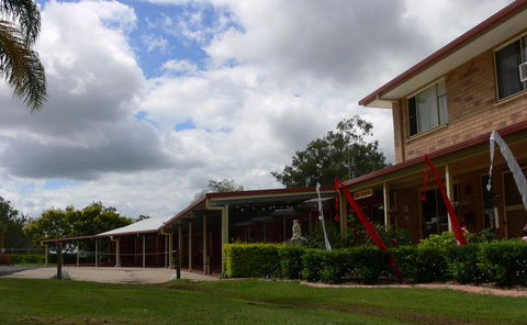 Copper Country Motor Inn & Restaurant - Hervey Bay Accommodation 0