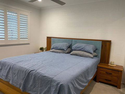 Cosy Backyard Apartment Close To Miami Beach - Hervey Bay Accommodation 3
