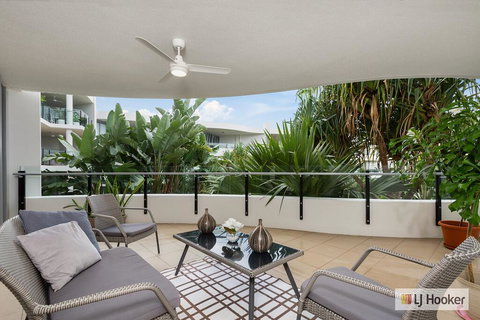 COTTON BEACH 85 - PRIVATE Mid Floor APARTMENT - Tourism Hervey Bay 1