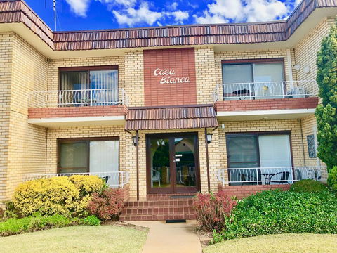 Country Apartments - Hervey Bay Accommodation 2