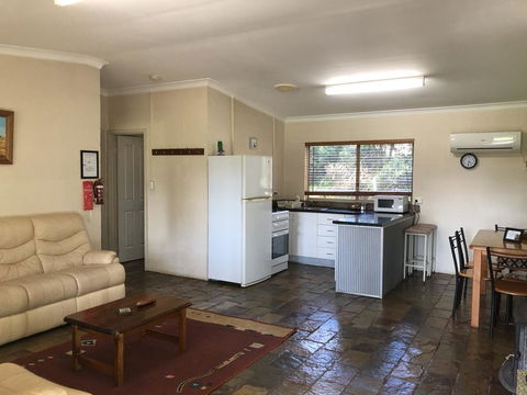 Country Cottages Of Bridgetown - Hervey Bay Accommodation 2