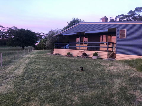Country Farm House Close To Ballarat - Hervey Bay Accommodation 0
