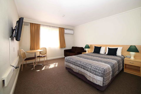 Country Gardens Motel - Hervey Bay Accommodation 1