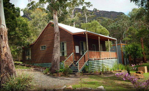 Country Lane Cottage - Hervey Bay Accommodation 0