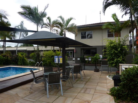 Country Plaza Motor Inn - Hervey Bay Accommodation 1