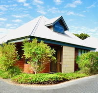 Cowrie Chalet - Tourism Hervey Bay