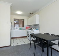 Cozy South Perth Unit next to Perth Zoo - Tourism Hervey Bay