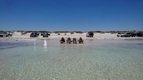 Cozzys Condo Luxury Beach House - Hervey Bay Accommodation 2