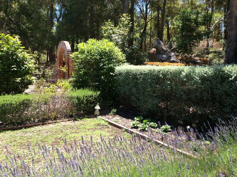 Crabapple Lane - Hervey Bay Accommodation 2