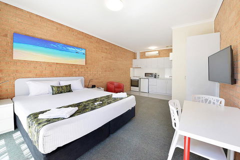 Cranbourne Motor Inn - Hervey Bay Accommodation 1